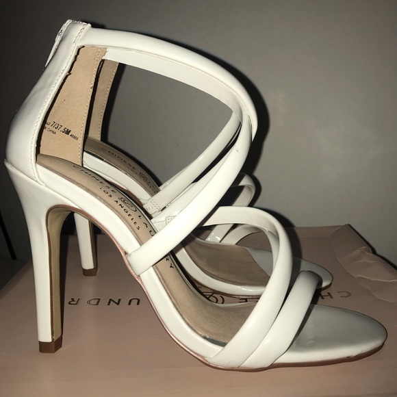 High Heel Pumps - Picture 4 of 5